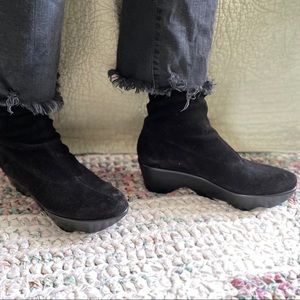 Robert Clergerie Stretch Suede Flatform Boots